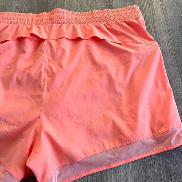 Athleta Mesh Racer Run Short 4" Pink Peach - Size: 2X - Picture 7 of 8